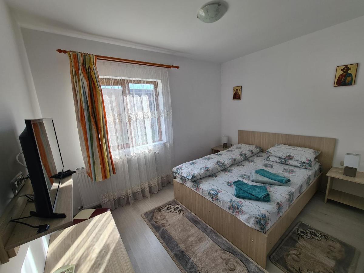 Cazare Turism Prislop Hotel Hateg Exterior photo